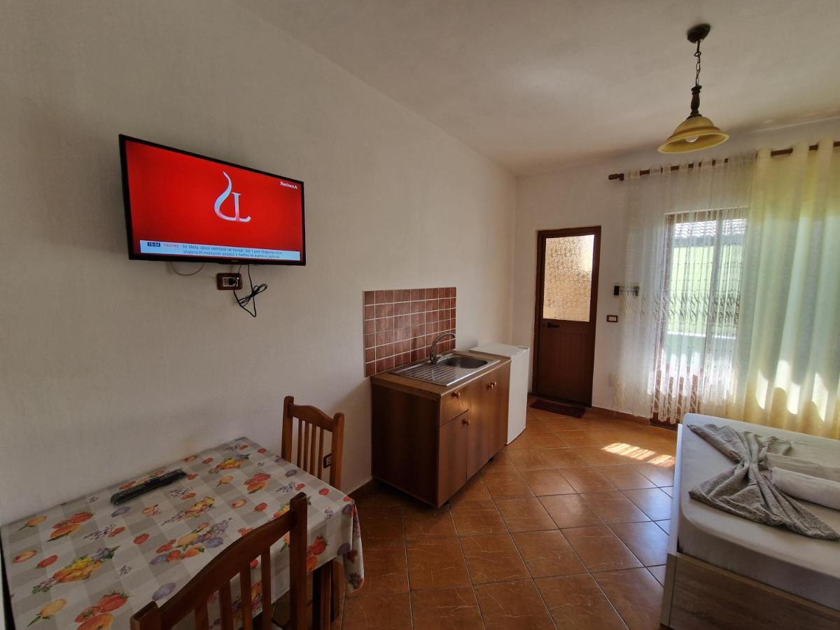 Guest House "Pisha" Durrës Zimmer foto